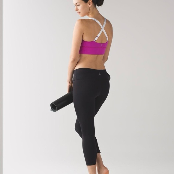 Lululemon Both Ways Bra - Polar Pink, Size: Small, EUC - Picture 11 of 13